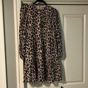 Women’s Loft leopard print babydoll dress. Size medium. Like new condition.